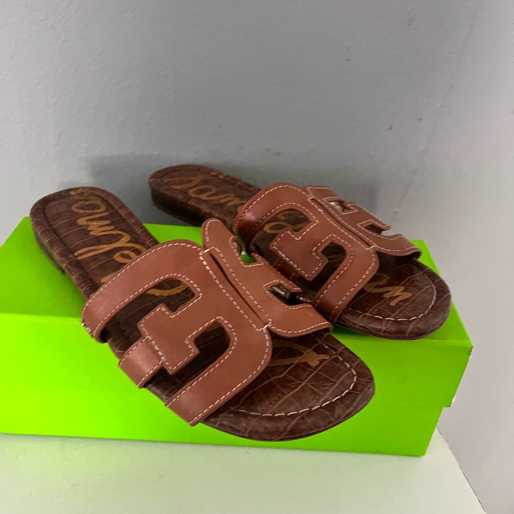 Sam Eldemman sandals. Gorgeous sandals. Like new size 7